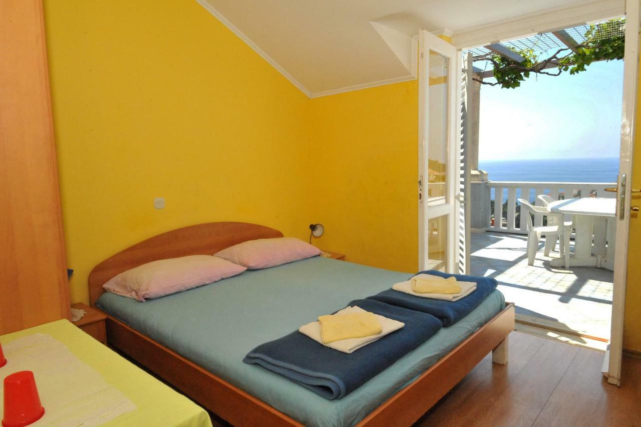 Guest House Banana Dubrovnik Exterior photo